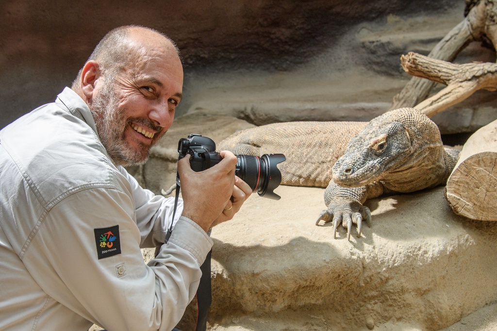 Miroslav Bobek u varanů komodských v Indonéské džungli. Foto: Khalil Baalbaki